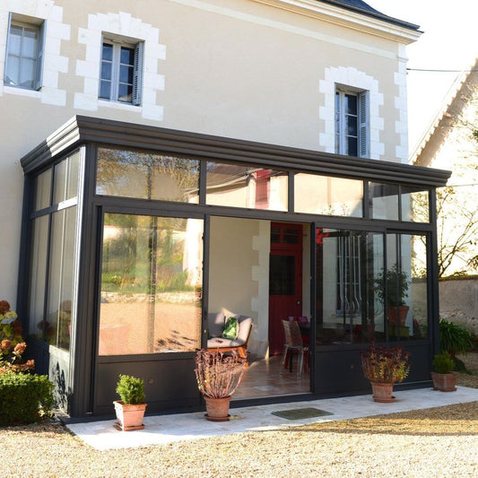 Pergola ou Véranda : Quelle est la différence pour aménager un espace extérieur ?